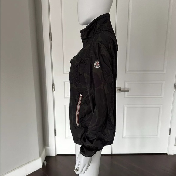 Moncler jacket - Picture 7 of 15